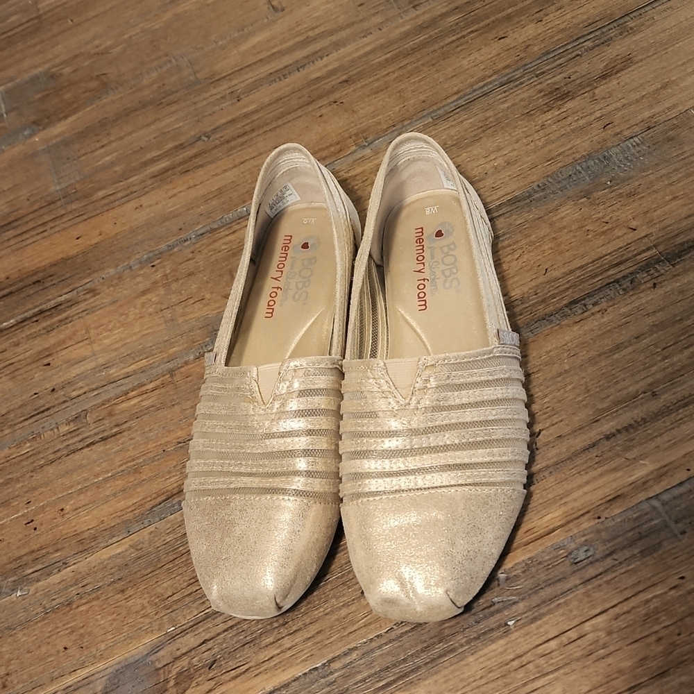 Bobs from skechers memory foam gold slip on loafer shoes size 8W